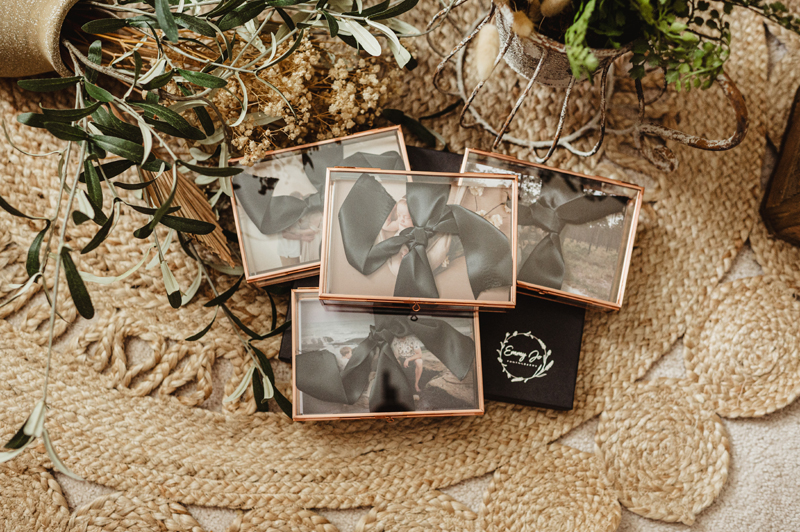 Newborn Photography, flat lay of case options for prints